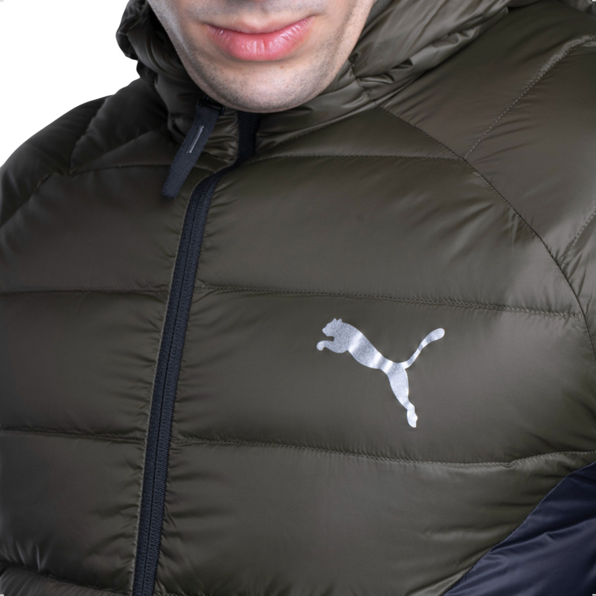 Campera con capucha Puma Packlite Hooded Down urbano — imagen 4